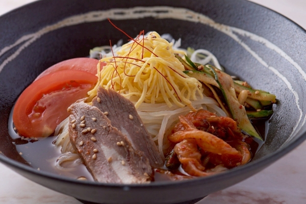 自家製冷麺　1210円